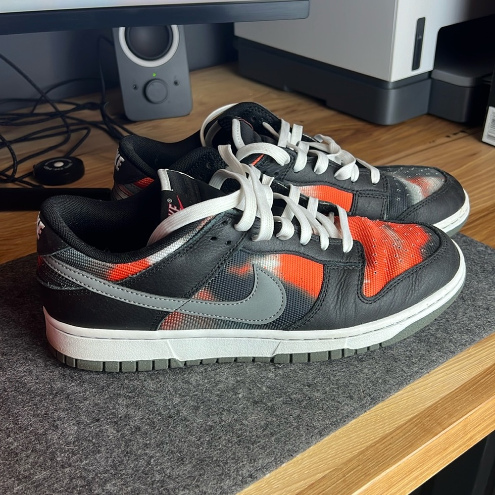 Nike dunk low graffiti